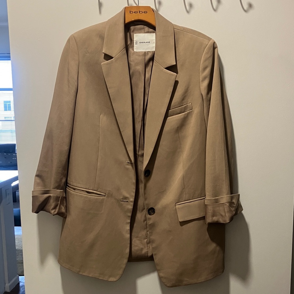 Everlane oversized blazer in butter smooth
